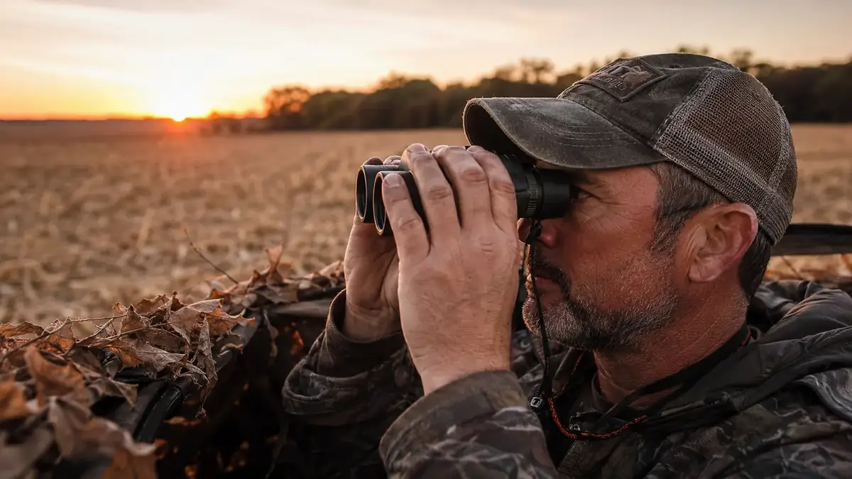 Vortex Crossfire HD Binoculars Review: A Full Hunting Season Behind the Glass